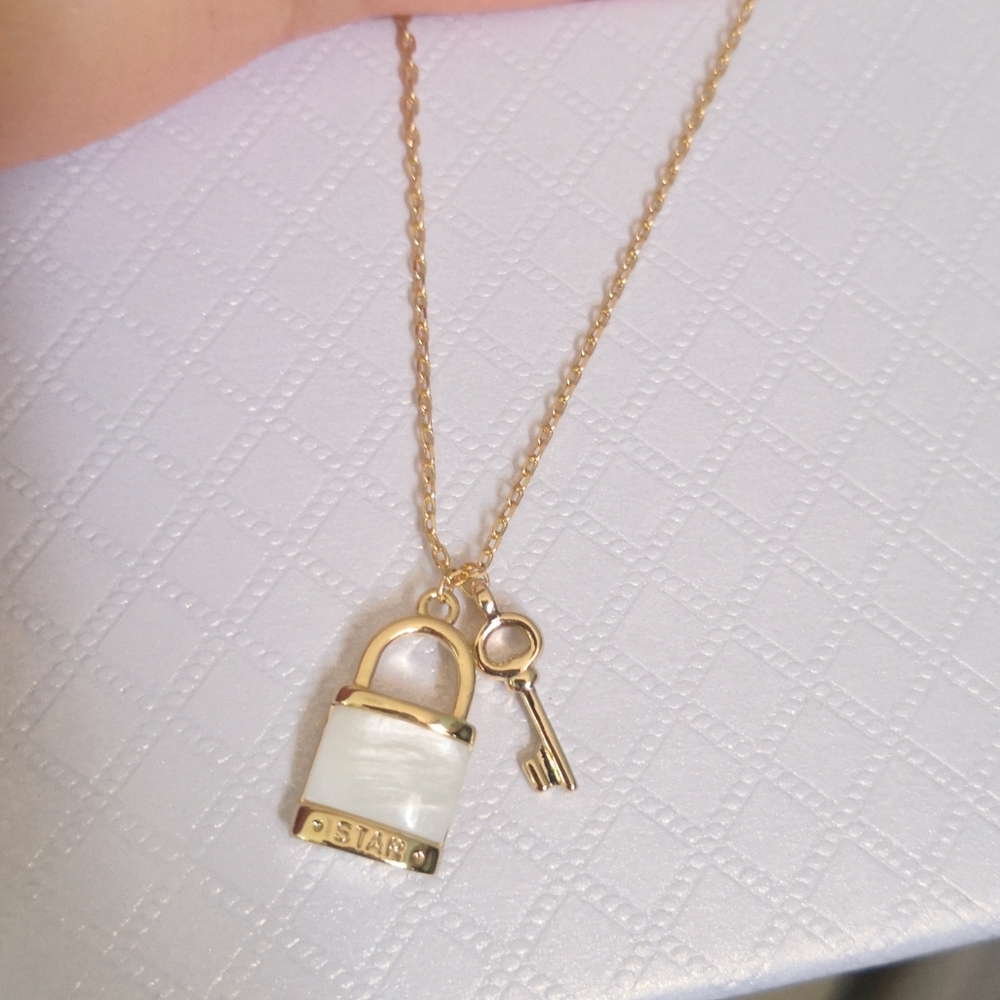 Brand new lock and key necklace